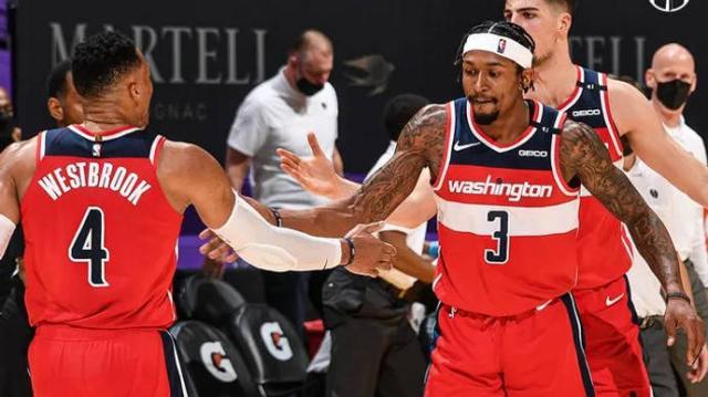 世界杯赛事官方入口-豪取五连胜逼近东部前八 奇才明星后场终于显威力